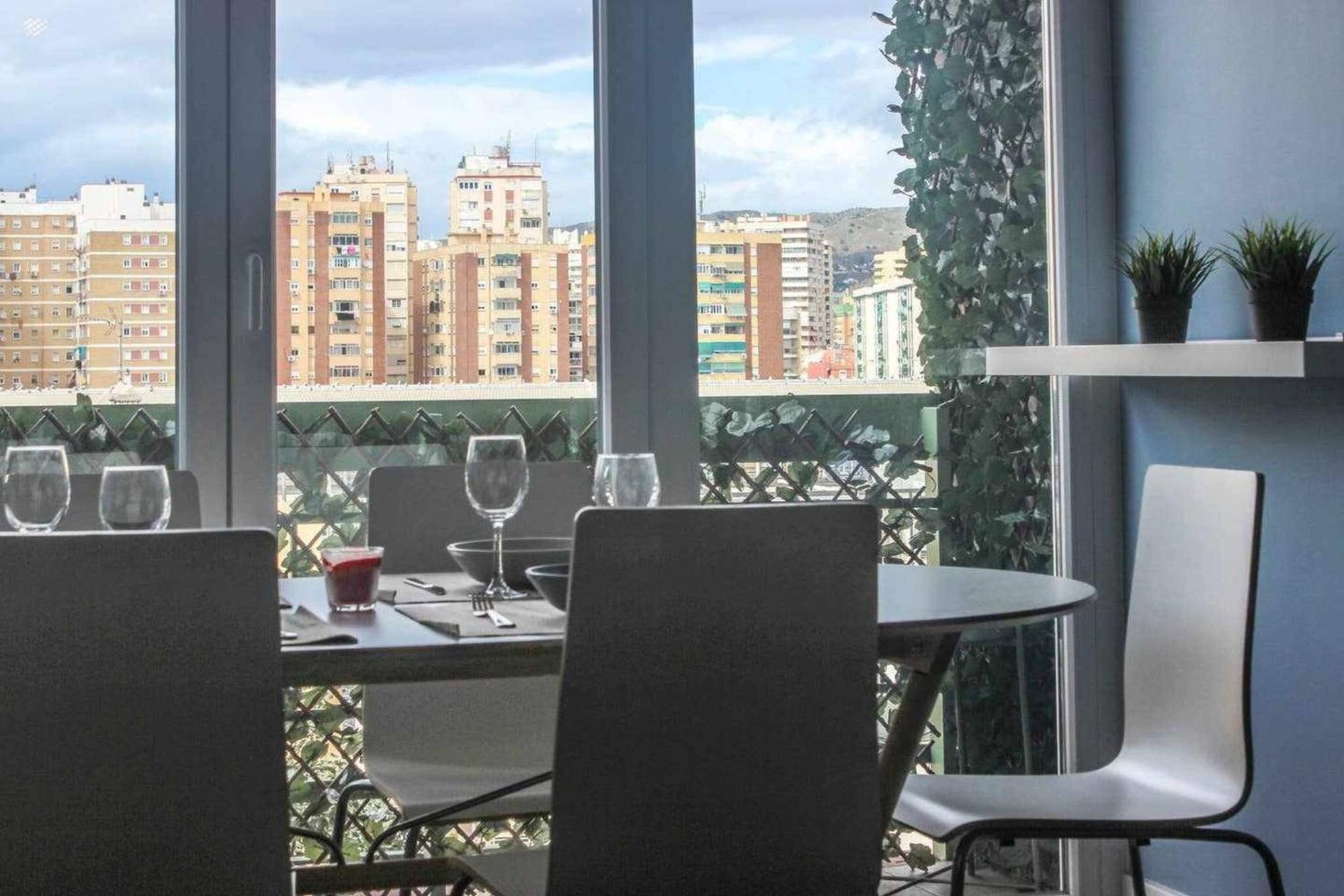 Vivendos - Ma07 - Sostoa Apartman Málaga Kültér fotó