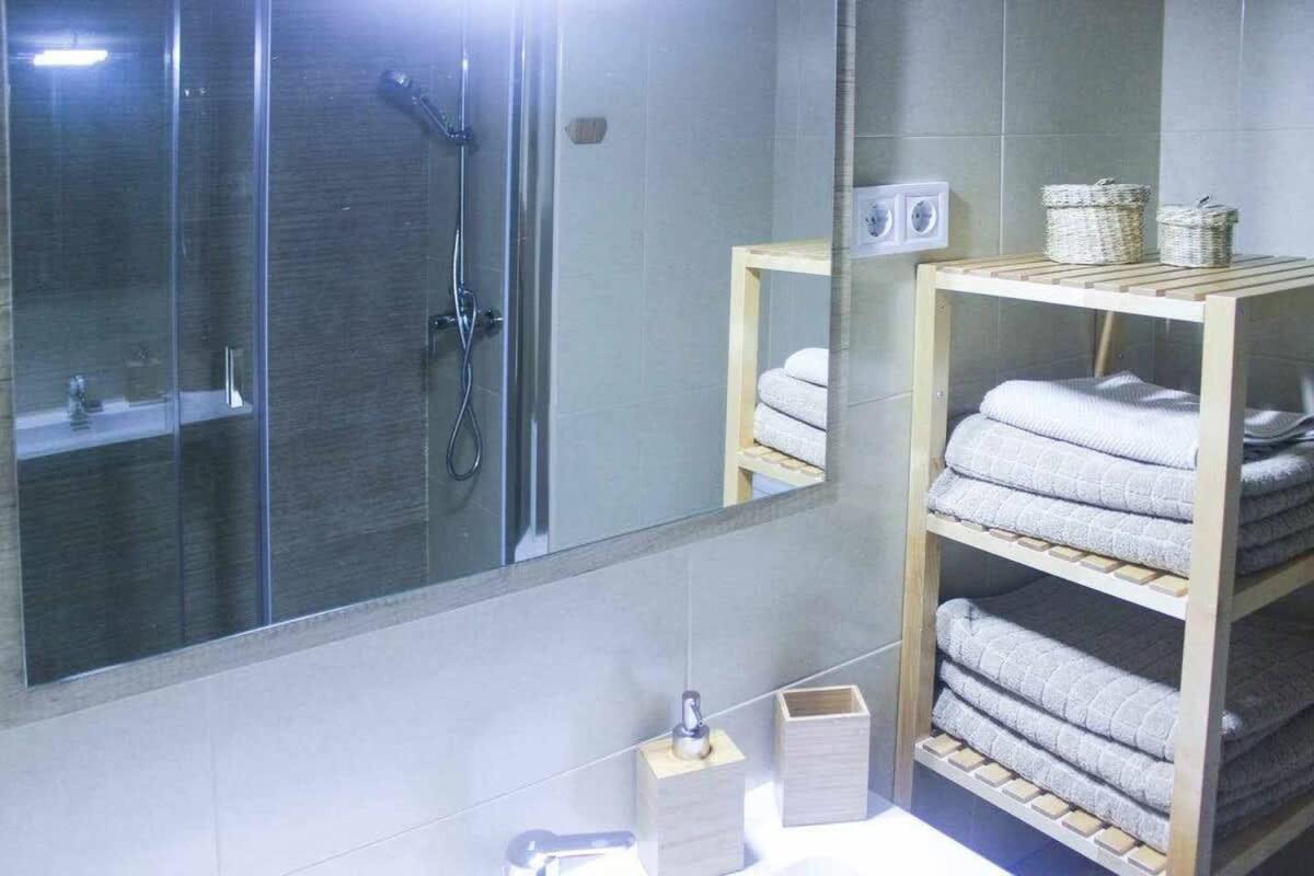 Vivendos - Ma07 - Sostoa Apartman Málaga Kültér fotó