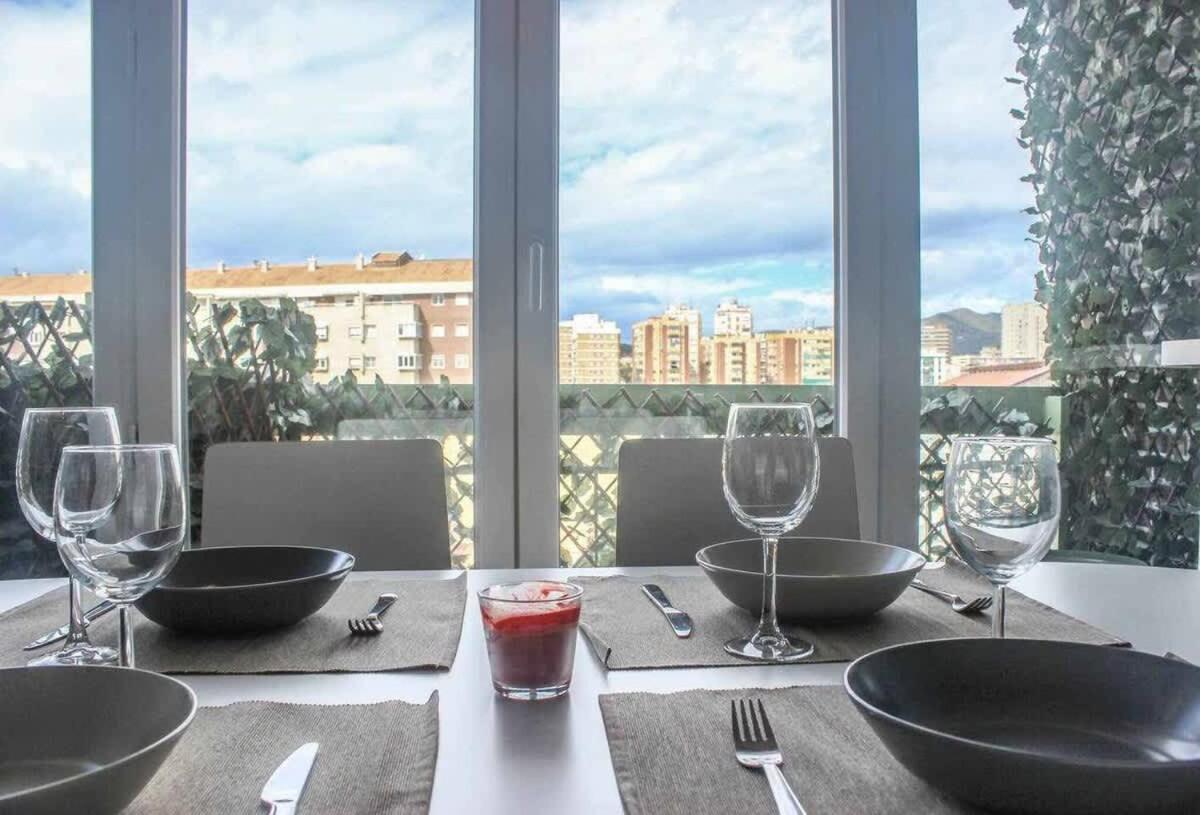 Vivendos - Ma07 - Sostoa Apartman Málaga Kültér fotó